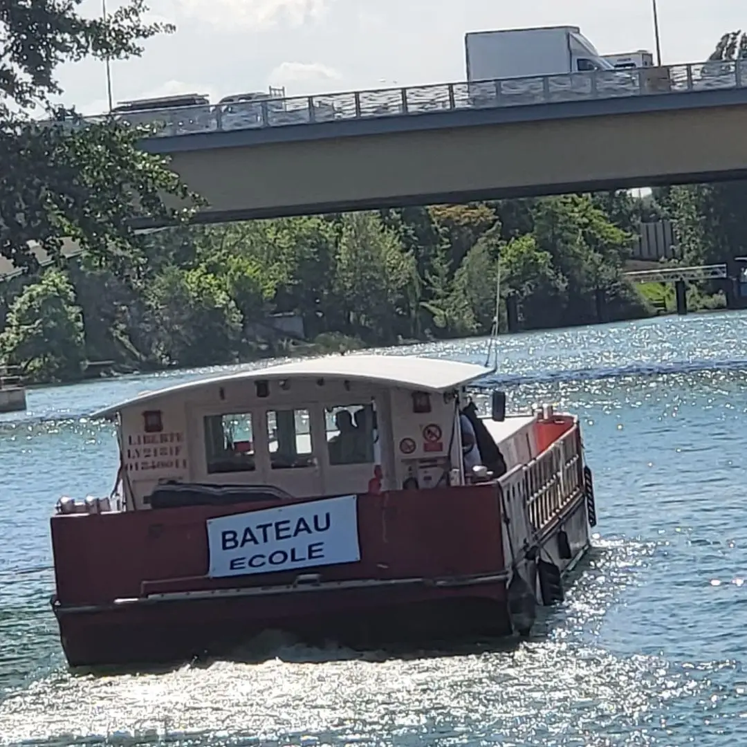 bateauecole2-lenarval